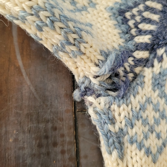 Vintage LL Bean 100% Wool Sweater Size 42/XL Made In Norway - Picture 4 of 16